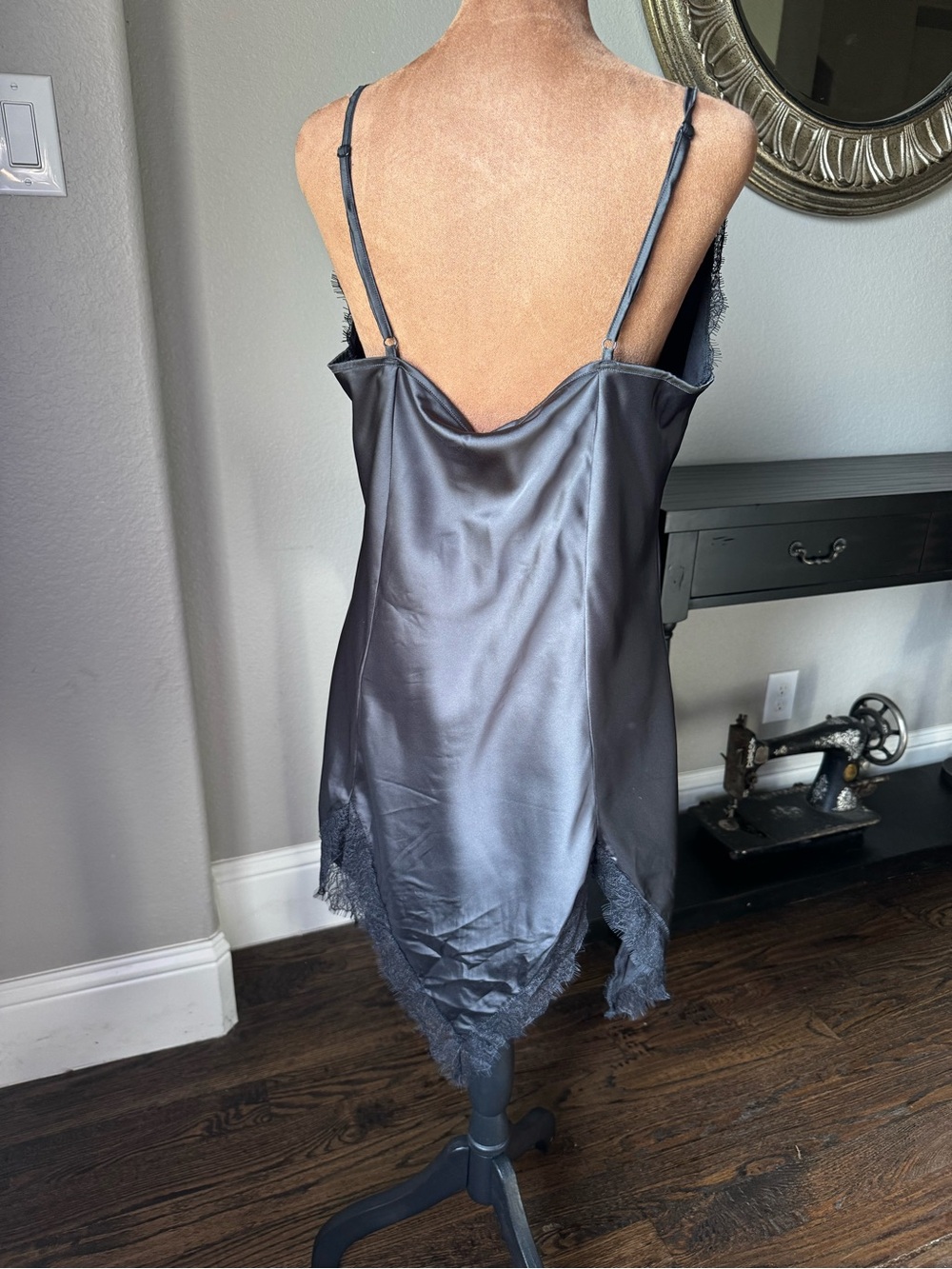 Killstar Fatal Farewell Black Nightdress |Satin Lace Trim LARGE Gothic Goth Alt - Picture 6 of 14